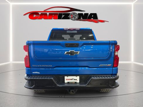 Used 2023 Chevrolet Silverado 1500 ZR2 w/ Technology Package AWD/4WD image 9