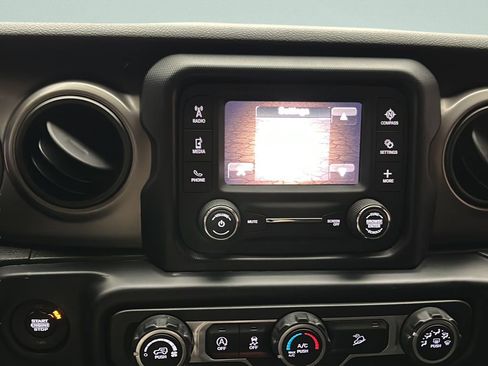 Used 2020 Jeep Wrangler Unlimited Sport S AWD/4WD image 27
