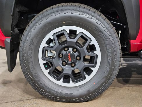 New 2026 Toyota 4Runner TRD Off-Road Premium AWD/4WD image 24