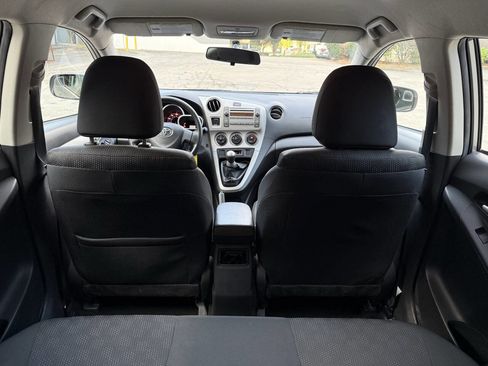 Used 2009 Toyota Matrix image 32