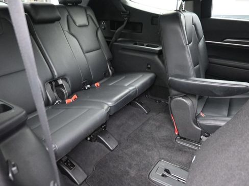 Used 2025 Kia Telluride S AWD/4WD image 10