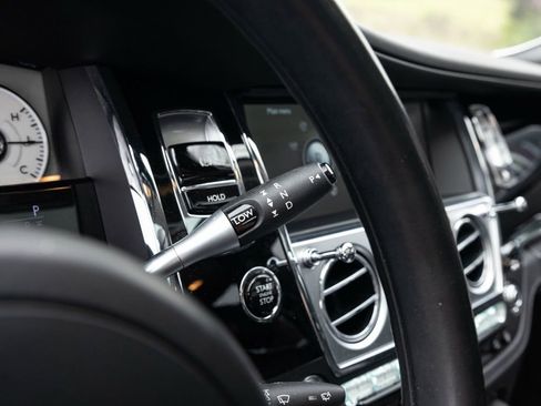 Used 2013 Rolls-Royce Ghost image 38