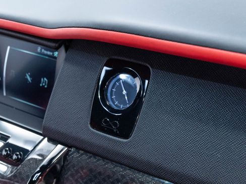 Used 2021 Rolls-Royce Cullinan Black Badge AWD/4WD image 83