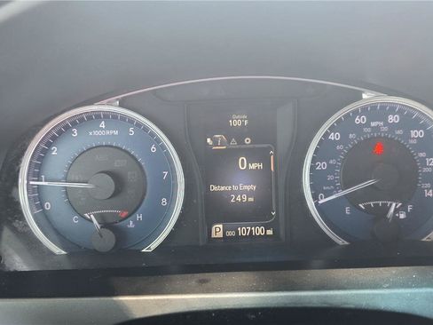 Used 2016 Toyota Camry LE FWD image 15