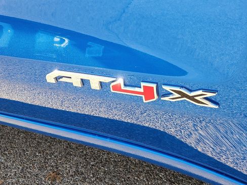 Used 2024 GMC Sierra 1500 AT4X image 8