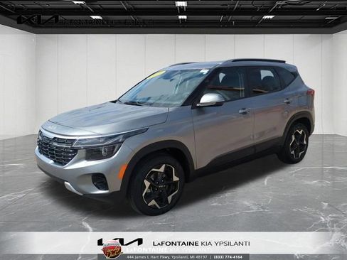 Certified 2025 Kia Seltos S image 1