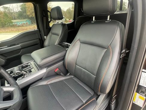 Used 2024 Ford F150 Lariat w/ FX4 Off-Road Package image 10