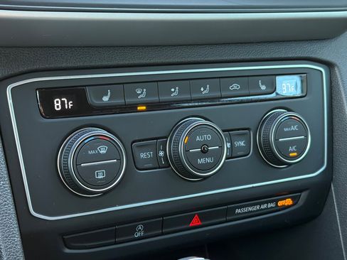 Used 2021 Volkswagen Atlas SE image 18