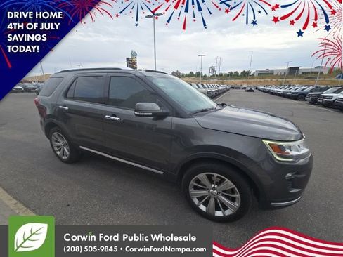Used 2018 Ford Explorer Limited AWD/4WD image 7