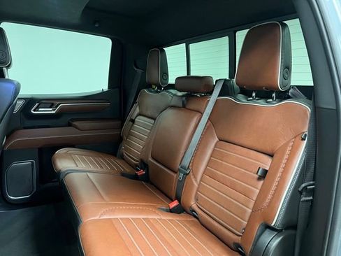 Used 2025 GMC Sierra 1500 Denali Ultimate image 47