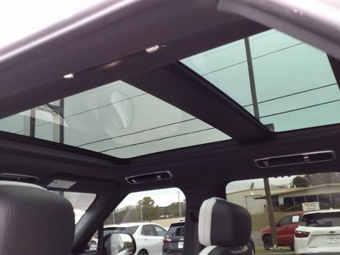 Used 2024 Land Rover Range Rover Sport Dynamic SE image 13