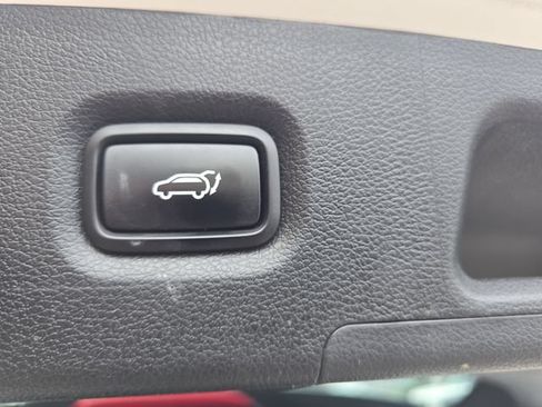 Used 2019 Hyundai Santa Fe FWD image 16