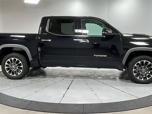 Used 2024 Toyota Tundra Limited image 6