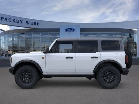 New 2026 Ford Bronco Badlands AWD/4WD image 4