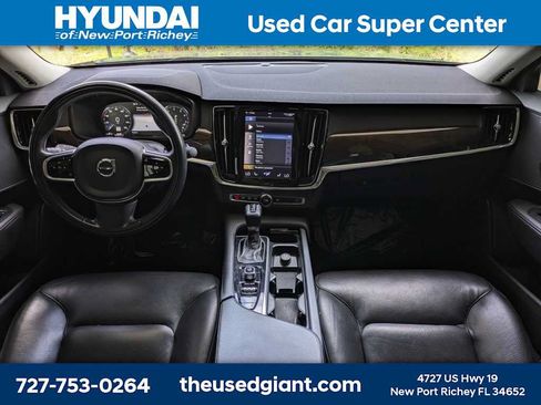 Used 2018 Volvo S90 T5 Momentum w/ Convenience Package AWD/4WD image 17