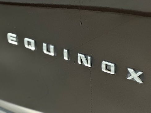 Used 2020 Chevrolet Equinox LT FWD image 21