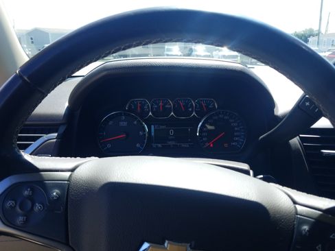 Used 2019 Chevrolet Tahoe LT w/ Max Trailering Package RWD image 18