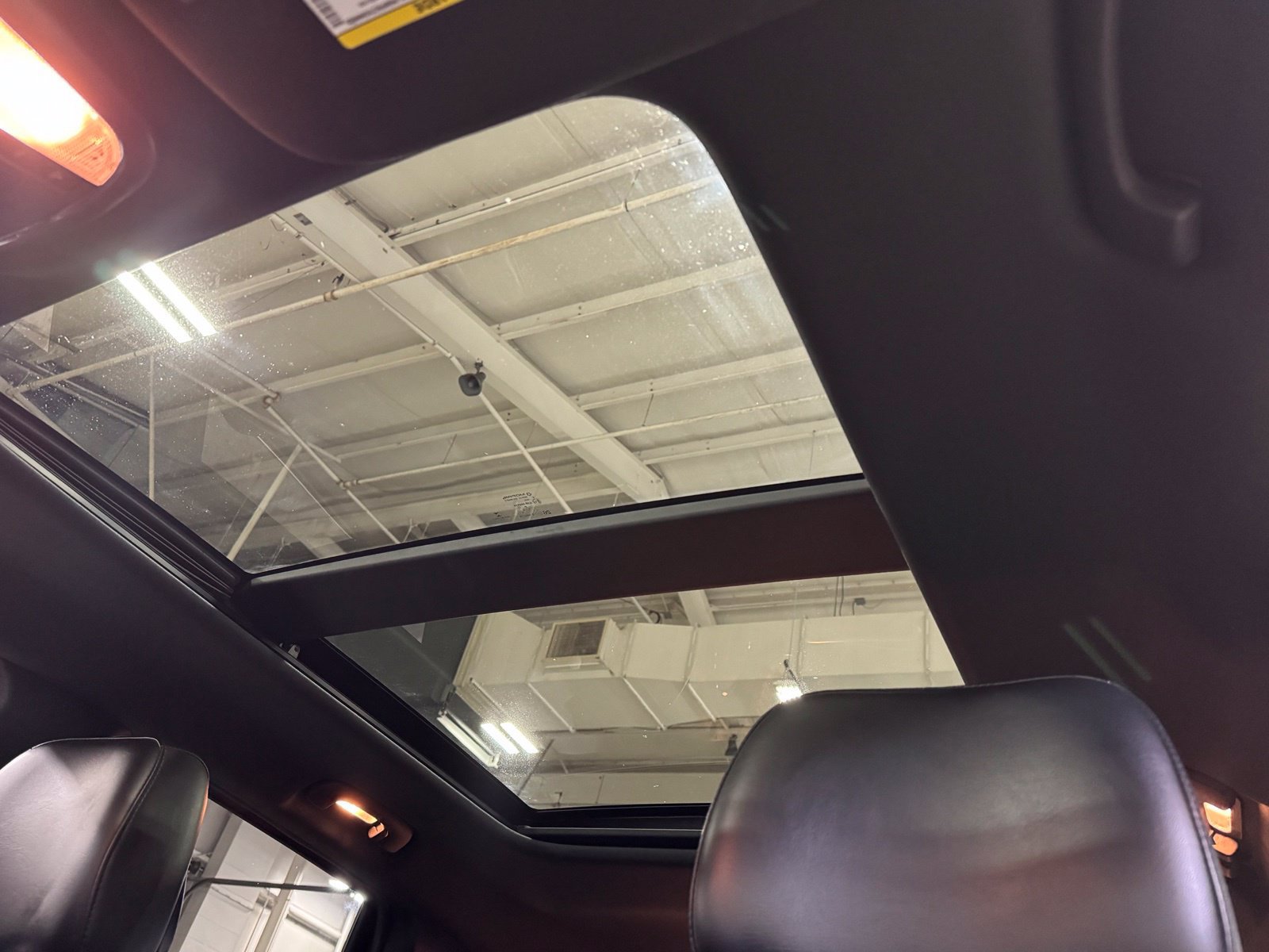 Used 2014 Jeep Grand Cherokee Limited w/ Luxury Group II AWD/4WD image 30