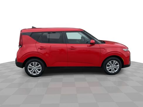 Used 2021 Kia Soul LX image 9