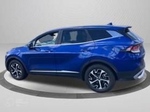 Used 2023 Kia Sportage EX FWD image 9