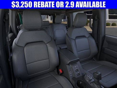 New 2025 Ford Bronco Outer Banks w/ Sasquatch Package AWD/4WD image 10