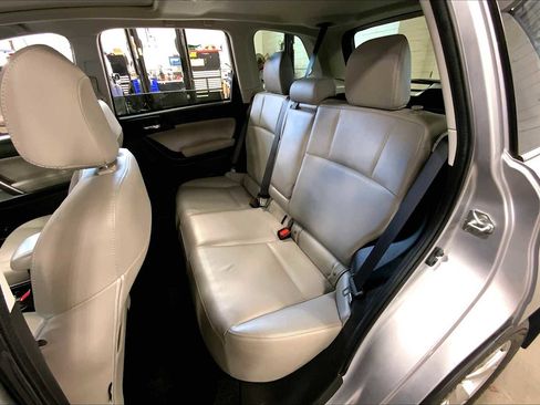 Used 2016 Subaru Forester 2.5i Limited AWD/4WD image 20