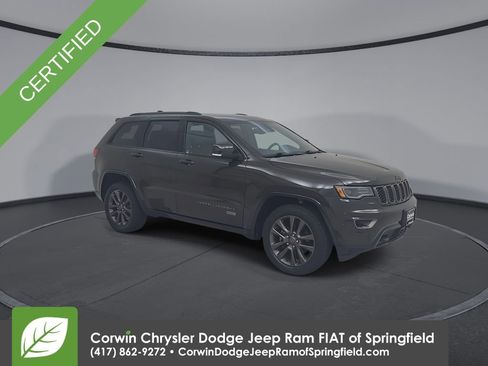 Certified 2016 Jeep Grand Cherokee Limited 75th Anniversary image 4