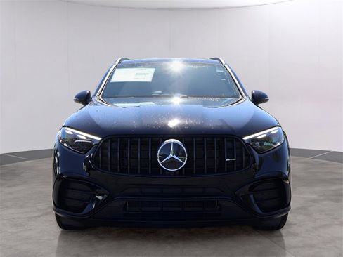 New 2025 Mercedes-Benz GLC 43 AMG 4MATIC image 2