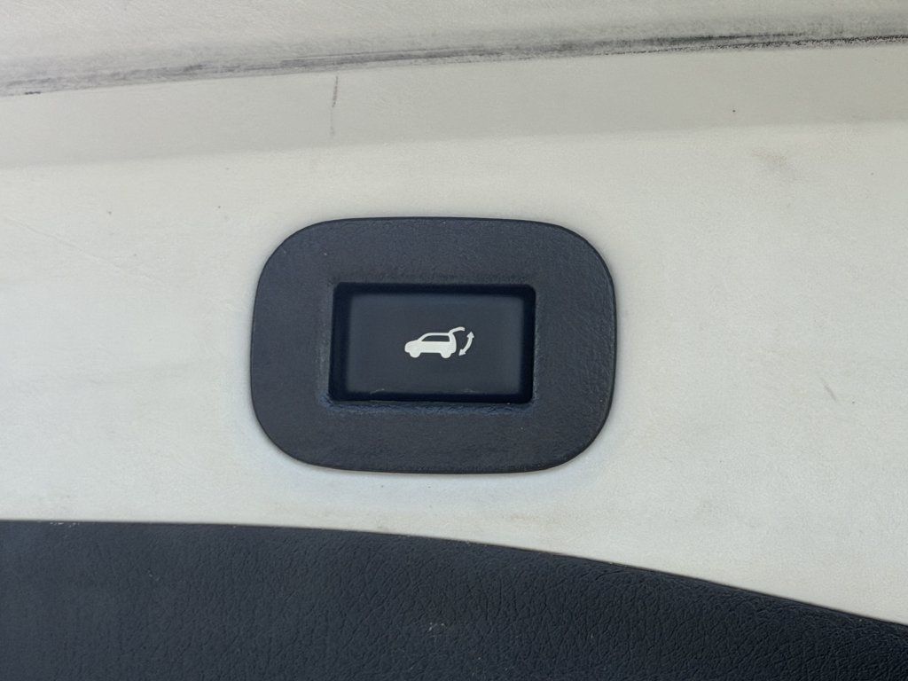 Used 2016 Nissan Rogue AWD image 28