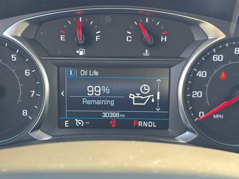 Used 2024 Chevrolet Equinox LS w/ LS Convenience Package image 25