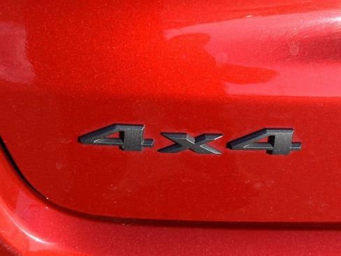 Used 2025 Jeep Compass Trailhawk image 19