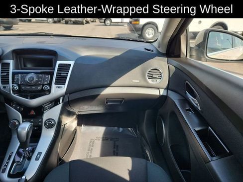 Used 2012 Chevrolet Cruze LT image 22