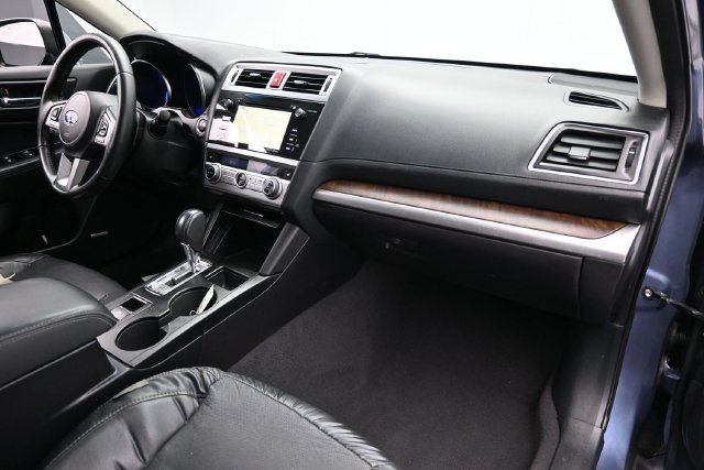 Used 2016 Subaru Outback 2.5i Limited AWD/4WD image 26