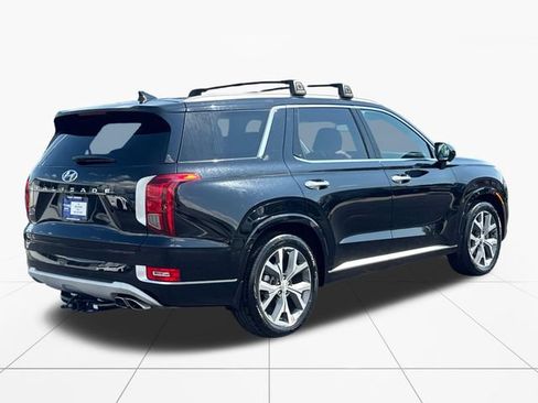 Used 2022 Hyundai Palisade Limited w/ Winter Package FWD image 6
