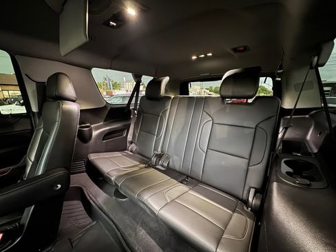 Used 2019 Chevrolet Suburban LT AWD/4WD image 27