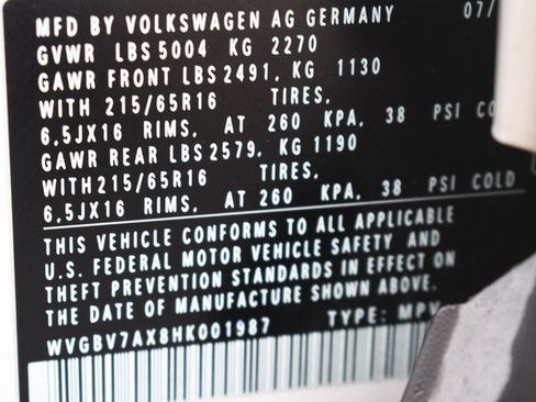 Used 2017 Volkswagen Tiguan S AWD/4WD image 33