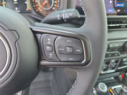 New 2026 Jeep Gladiator Sport AWD/4WD image 31