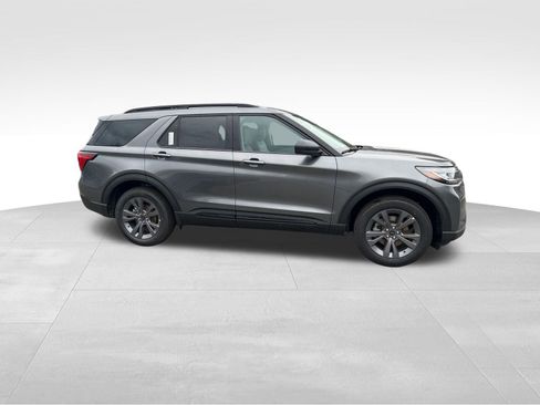 New 2026 Ford Explorer Active w/ Active Comfort Package image 6