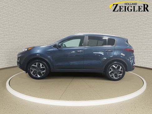Used 2021 Kia Sportage EX AWD/4WD image 8