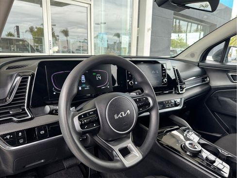 Used 2023 Kia Sportage LX image 23