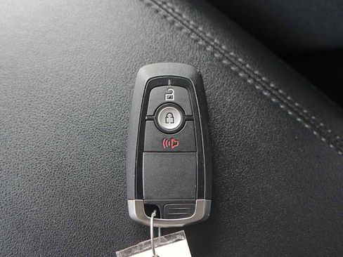 Used 2023 Ford Edge SE w/ Black Appearance Package AWD/4WD image 28