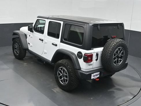 Used 2026 Jeep Wrangler Unlimited Rubicon AWD/4WD image 41
