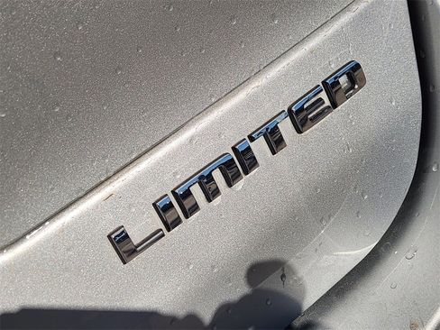 Used 2023 Jeep Grand Cherokee L Limited image 10