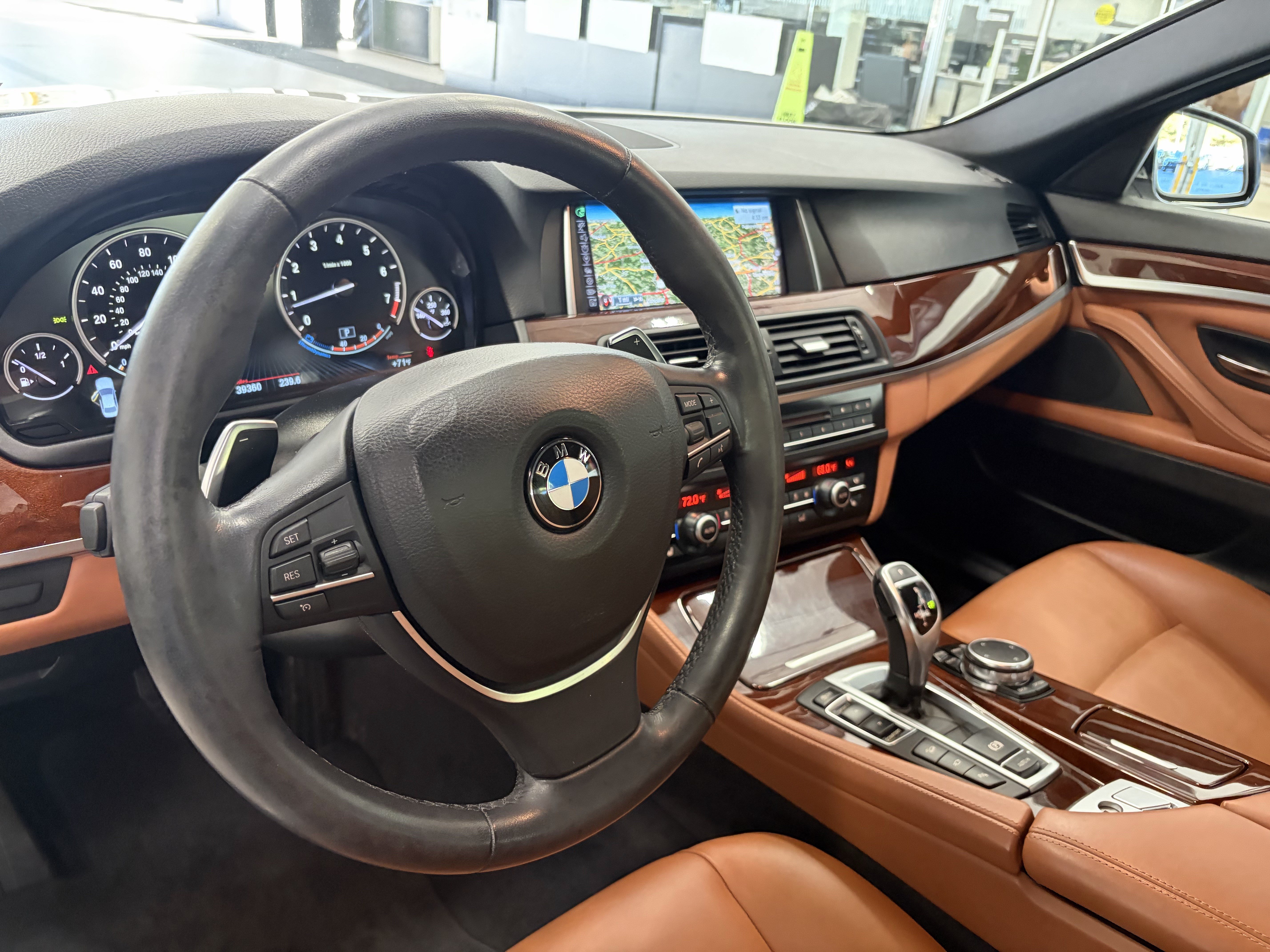 Used 2016 BMW 535i xDrive Sedan AWD/4WD image 12