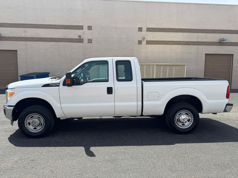 Used 2016 Ford F250 XL w/ Power Equipment Group AWD/4WD image 4