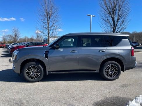 New 2025 Nissan Armada SL image 8