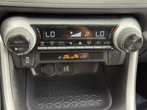 Certified 2025 Toyota RAV4 LE image 22