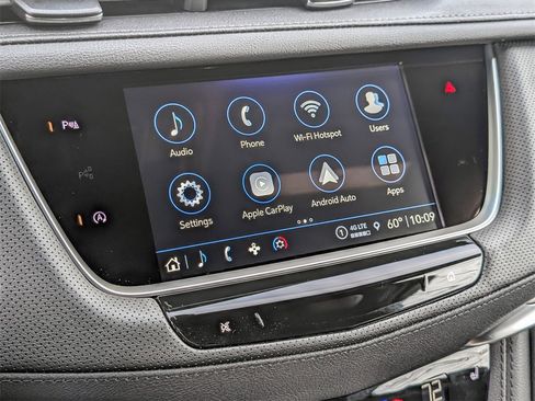 New 2026 Cadillac XT5 Luxury image 25