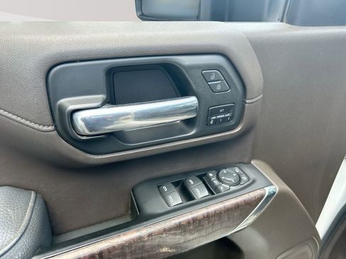 Used 2023 GMC Sierra 3500 Denali w/ Denali Ultimate Package AWD/4WD image 27