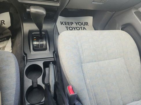 Used 2000 Toyota 4Runner 2WD image 16